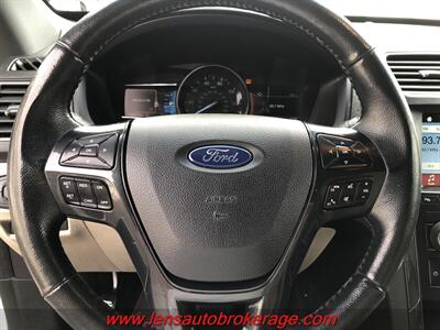 2018 Ford Explorer XLT  *3rd Row Equipped! - Photo 13 - Tucson, AZ 85705