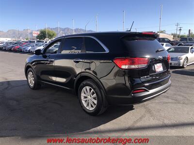 2016 Kia Sorento L   - Photo 6 - Tucson, AZ 85705