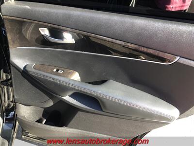 2016 Kia Sorento L   - Photo 19 - Tucson, AZ 85705