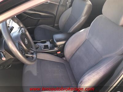 2016 Kia Sorento L   - Photo 12 - Tucson, AZ 85705
