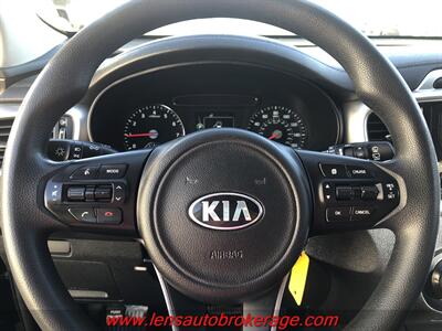 2016 Kia Sorento L   - Photo 13 - Tucson, AZ 85705