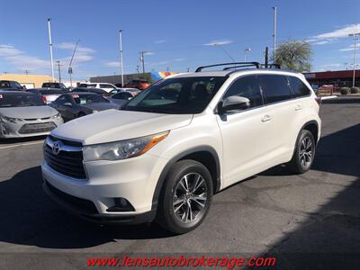 2016 Toyota Highlander XLE  *New Arrival, 3rd Row Equipped! - Photo 4 - Tucson, AZ 85705
