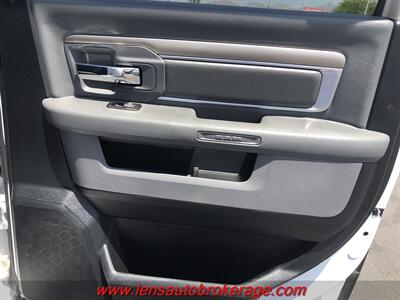 2017 RAM 1500 Big Horn  *Clean Crew Cab HEMI!! - Photo 18 - Tucson, AZ 85705