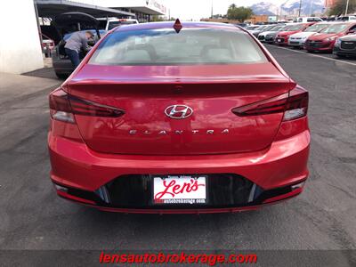 2020 Hyundai ELANTRA SEL   - Photo 7 - Tucson, AZ 85705