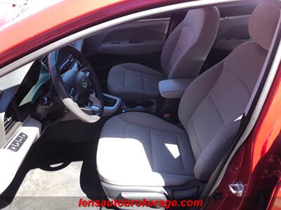 2020 Hyundai ELANTRA SEL   - Photo 11 - Tucson, AZ 85705