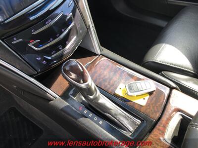 2013 Cadillac XTS Premium Collection  *Nice Driving Caddy! - Photo 13 - Tucson, AZ 85705