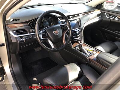 2013 Cadillac XTS Premium Collection  *Nice Driving Caddy! - Photo 8 - Tucson, AZ 85705