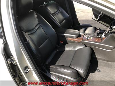2013 Cadillac XTS Premium Collection  *Nice Driving Caddy! - Photo 22 - Tucson, AZ 85705