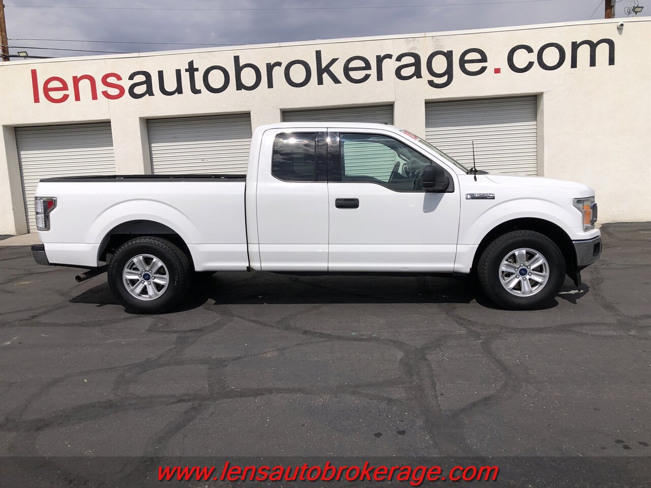 2018 Ford F-150 XLT   - Photo 1 - Tucson, AZ 85705