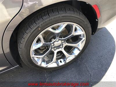 2018 Chrysler 300 Series Touring  *Clean & Loaded Sedan! - Photo 24 - Tucson, AZ 85705