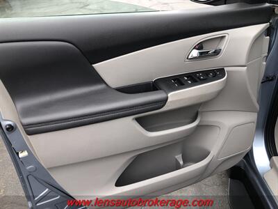 2014 Honda Odyssey EX-L  *Nice 45k Mile Handicap Van! - Photo 10 - Tucson, AZ 85705