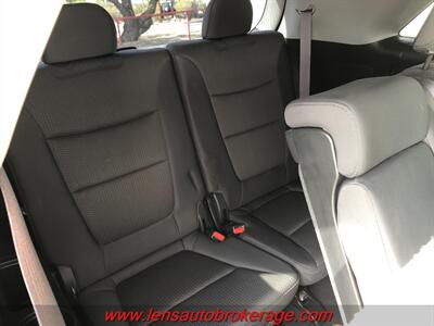 2012 Kia Sorento LX   - Photo 20 - Tucson, AZ 85705