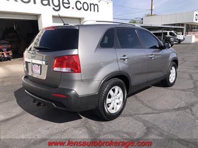 2012 Kia Sorento LX   - Photo 8 - Tucson, AZ 85705