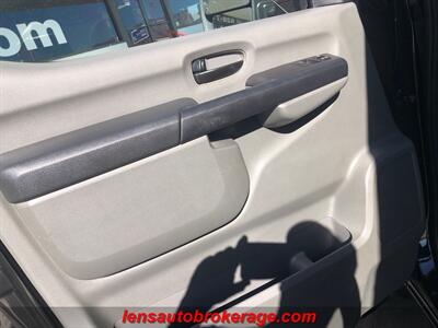 2020 Nissan NV 3500 HD SL   - Photo 9 - Tucson, AZ 85705