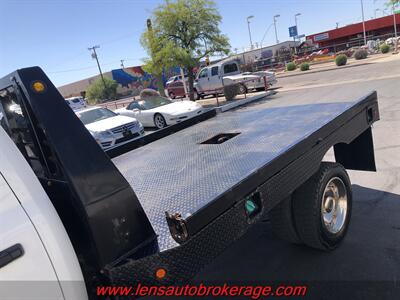 2022 RAM 5500 Tradesman  Diesel Flatbed 4x4! **CARFAX 1 OWNER** - Photo 24 - Tucson, AZ 85705