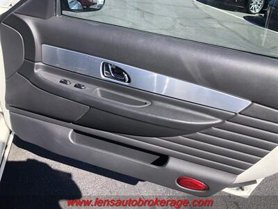 2002 Ford Thunderbird Deluxe   - Photo 17 - Tucson, AZ 85705