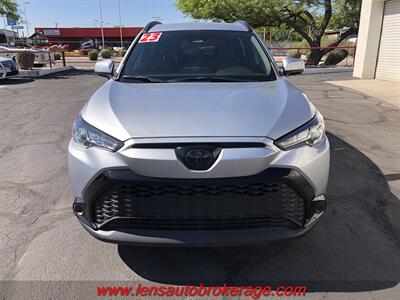 2023 Toyota Corolla Cross Hybrid SE  *Save $$ On Fuel! 6 In Stock! - Photo 3 - Tucson, AZ 85705