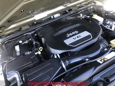 2016 Jeep Wrangler Willys Wheeler  *Carfax 1 Owner Hard Top! - Photo 21 - Tucson, AZ 85705