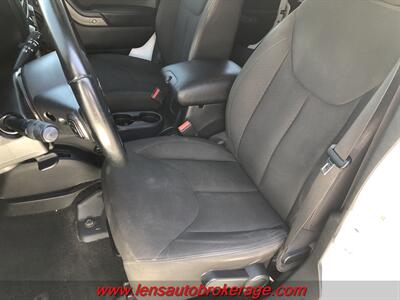 2016 Jeep Wrangler Sport S  *Clean Automatic Hard Top Jeep! - Photo 12 - Tucson, AZ 85705