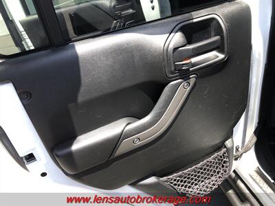 2016 Jeep Wrangler Sport S  *Clean Automatic Hard Top Jeep! - Photo 16 - Tucson, AZ 85705