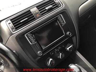 2017 Volkswagen Jetta 1.4T SE  *Nice Driving Little Sedan! - Photo 13 - Tucson, AZ 85705