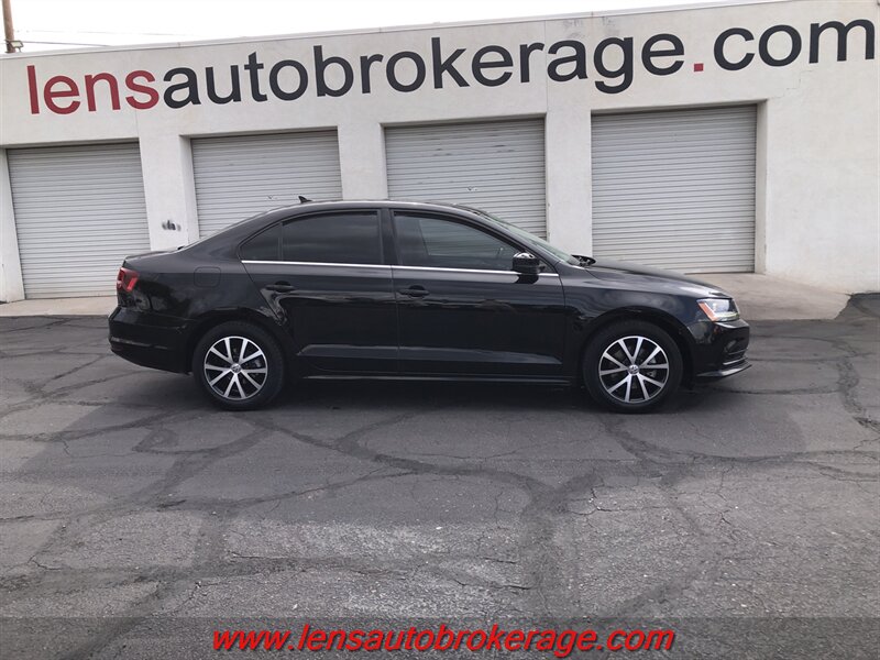 2017 Volkswagen Jetta 1.4T SE  *Nice Driving Little Sedan!