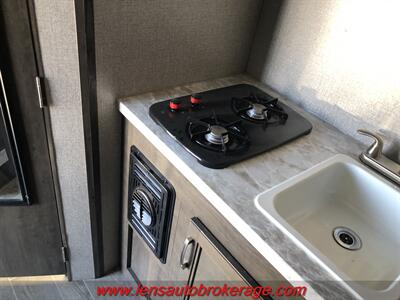 2021 Jayco Jay Flight SLX 145RB  *USED 1 TIME!! - Photo 18 - Tucson, AZ 85705