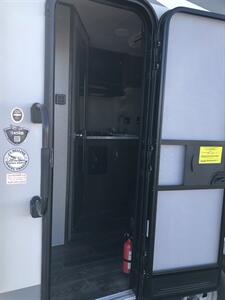 2021 Jayco Jay Flight SLX 145RB  *USED 1 TIME!! - Photo 8 - Tucson, AZ 85705