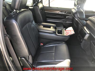 2022 Jeep Grand Wagoneer Series I  *Loaded To The Max! 6.4L HEMI Equipped! - Photo 20 - Tucson, AZ 85705