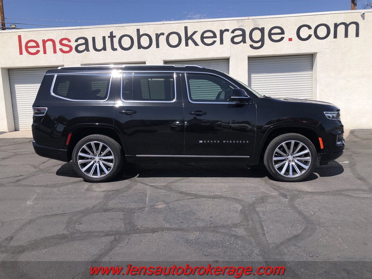 2022 Jeep Grand Wagoneer Series I  *Loaded To The Max! 6.4L HEMI Equipped! - Photo 1 - Tucson, AZ 85705
