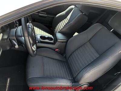 2013 Dodge Challenger SXT   - Photo 12 - Tucson, AZ 85705