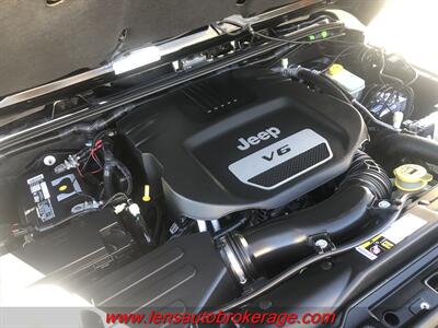 2016 Jeep Wrangler Unlimited Sahara 75th Anniversary  **CARFAX 1 OWNER! - Photo 26 - Tucson, AZ 85705
