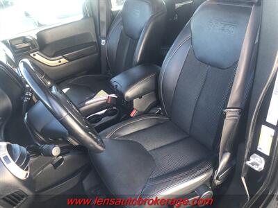 2016 Jeep Wrangler Unlimited Sahara 75th Anniversary  **CARFAX 1 OWNER! - Photo 12 - Tucson, AZ 85705