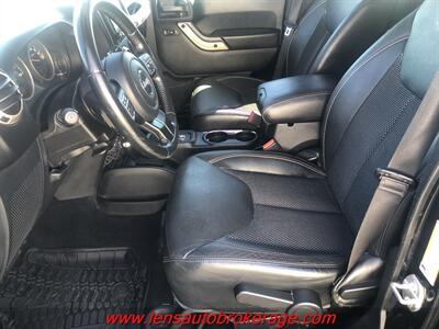 2016 Jeep Wrangler Unlimited Sahara 75th Anniversary  **CARFAX 1 OWNER! - Photo 11 - Tucson, AZ 85705