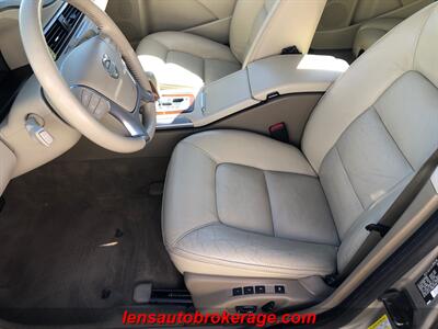 2011 Volvo XC70 T6 AWD   - Photo 11 - Tucson, AZ 85705