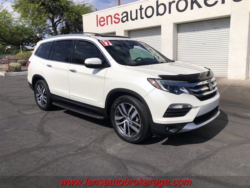 2017 Honda Pilot Elite  *Nice Loaded AWD!