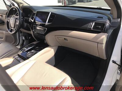 2017 Honda Pilot Elite  *Nice Loaded AWD! - Photo 25 - Tucson, AZ 85705