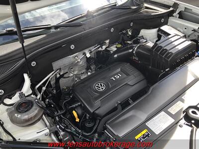 2020 Volkswagen Atlas Cross Sport SE  *53k MILE CARFAX 1 OWNER!* - Photo 25 - Tucson, AZ 85705
