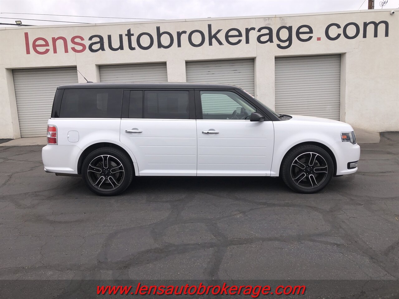 2015 Ford Flex SEL  *Leather & 3rd Row! - Photo 1 - Tucson, AZ 85705
