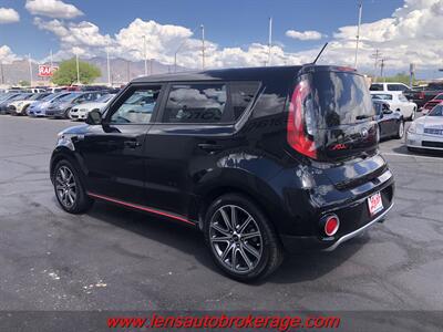 2018 Kia Soul !  **CARFAX 1 OWNER** - Photo 6 - Tucson, AZ 85705