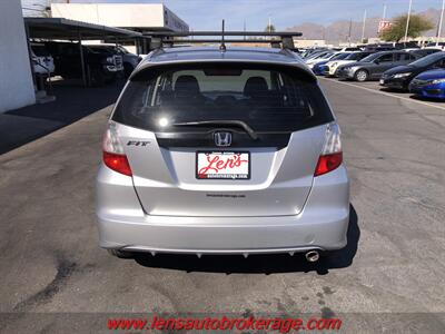 2013 Honda Fit Sport  *Ready To Save You Fuel! - Photo 8 - Tucson, AZ 85705