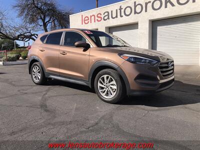 2016 Hyundai TUCSON SE   - Photo 2 - Tucson, AZ 85705