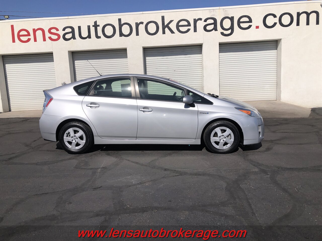 2010 Toyota Prius II  *Nice Little Fuel Saver! - Photo 1 - Tucson, AZ 85705