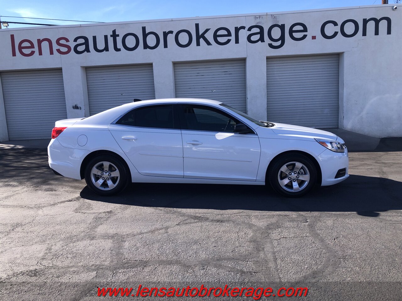 2014 Chevrolet Malibu LS  *Clean Roomy Sedan! - Photo 1 - Tucson, AZ 85705