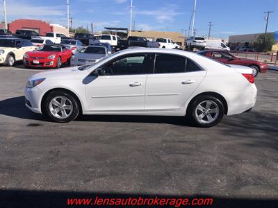 2014 Chevrolet Malibu LS  *Clean Roomy Sedan! - Photo 5 - Tucson, AZ 85705