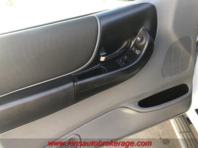 2011 Ford Ranger XLT  *Really Nice Little Truck! - Photo 9 - Tucson, AZ 85705