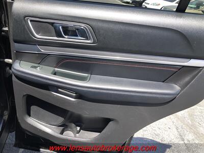 2017 Ford Explorer Sport  *Nice 3rd Row AWD Sport! - Photo 21 - Tucson, AZ 85705