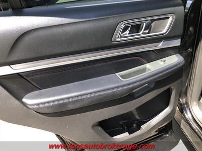 2017 Ford Explorer Sport  *Nice 3rd Row AWD Sport! - Photo 17 - Tucson, AZ 85705