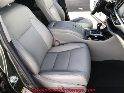 2018 Toyota Highlander XLE  *3rd Row Equipped! - Photo 24 - Tucson, AZ 85705