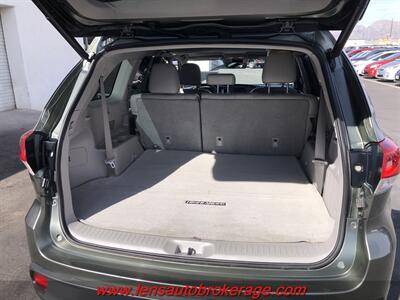2018 Toyota Highlander XLE  *3rd Row Equipped! - Photo 18 - Tucson, AZ 85705